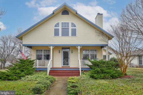 24 Cromwell Dr, Millville, DE 19970-2915