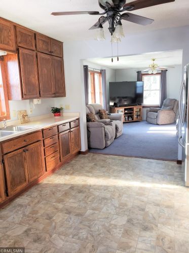 303 11th St, Little Falls, MN 56345-2956