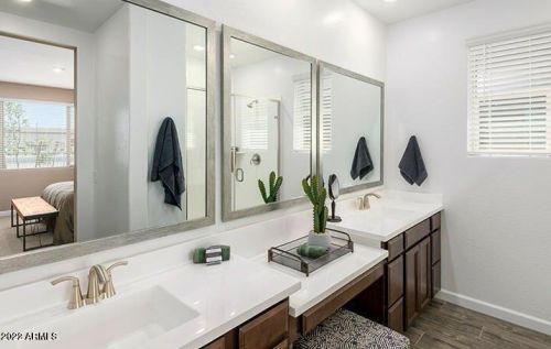 131 Elmwood Pl, Chandler AZ 85249-9003 exterior