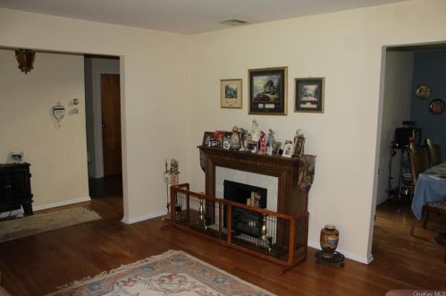 31 Woodland Rd, Highland Mills NY  10930-2948 exterior