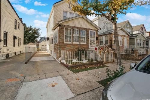 110-20 160th St, Jamaica, NY 11433-1108