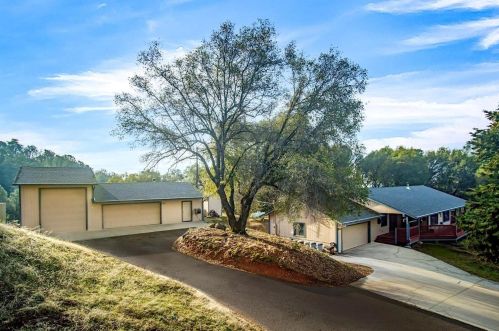 19617 Victoria Dr, Grass Valley CA  95949-9301 exterior