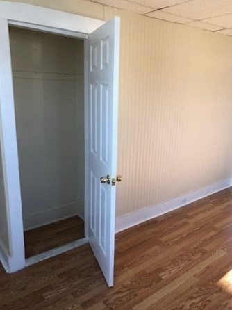 8 Barclay St, Worcester MA  01604-4234 exterior