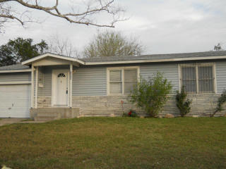 922 Shiels Dr, Corpus Christi, TX 78412-3550