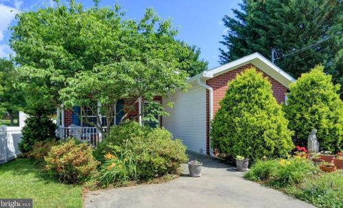 309 Green St, Camp Hill, PA 17011-6720