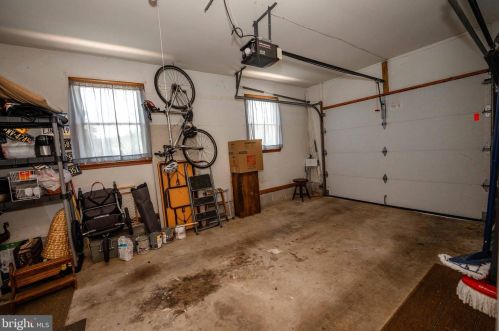 139 Maple Leaf Ln, Pottstown PA 19464-1563 exterior