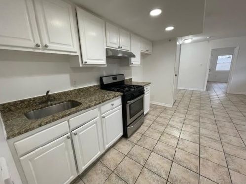 516 16th St, Union City NJ  07087-3227 exterior