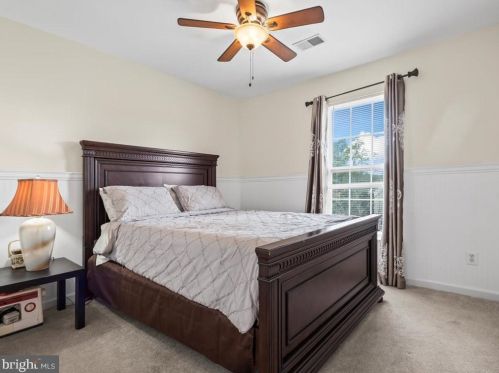11740 Batley Pl, Woodbridge VA  22192-8403 exterior