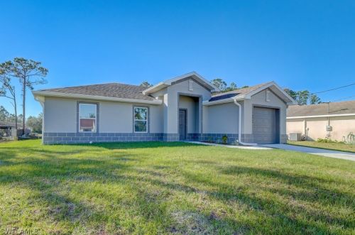 3305 46th St, Lehigh Acres, FL