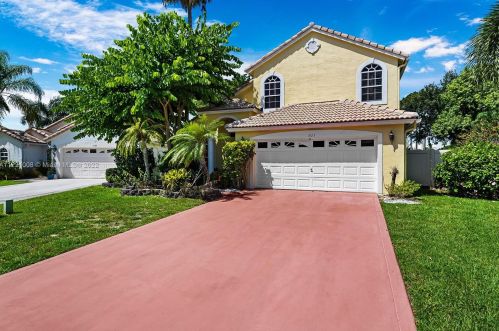 1923 Oak Berry Cir, West Palm Beach, FL 33414-6115