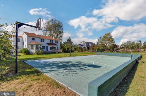 736 Bell Ln, Prospectville, PA 19002-3303