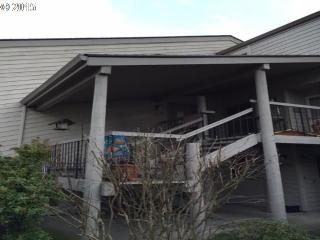 10024 Trapper Ter, Beaverton, OR 97008-7802