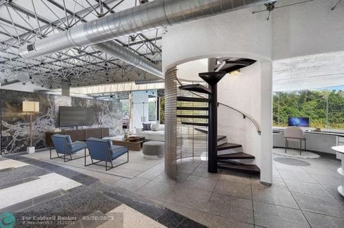 10751 Ln Reina Rd, Delray Beach FL  33446-2728 exterior