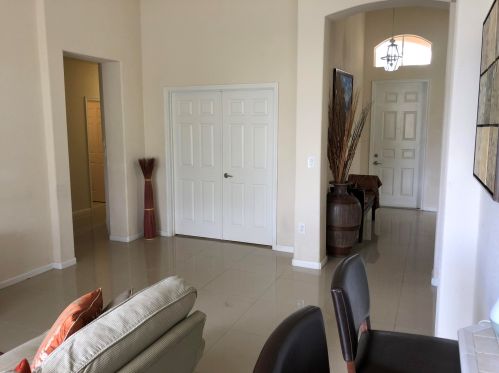 18805 29th St, Hollywood, FL 33029-2412