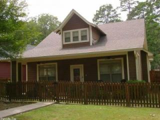2813 Arbors Cir, Benton, AR 72022-8009