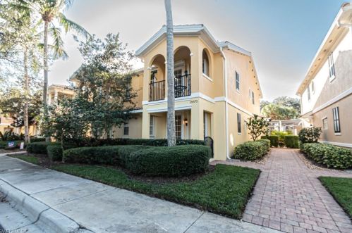 28570 Alessandria Cir, Bonita Springs, FL 34135-8273