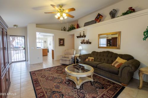 11130 Lily Mckinley Dr, Sun City, AZ 85378-6900