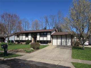 417 Oakdale Dr, Parral, OH 44622-9420