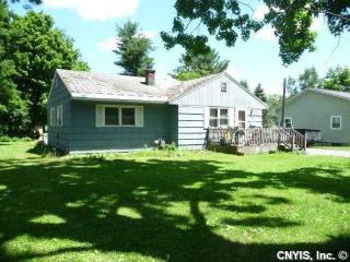 16 Hungerford Ave, Smithville, NY 13605-1105
