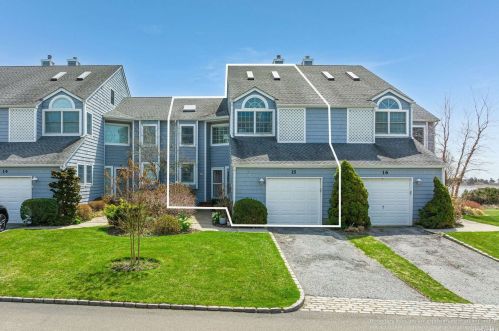 655 Meadow Ct, Southold NY  11971-4275 exterior