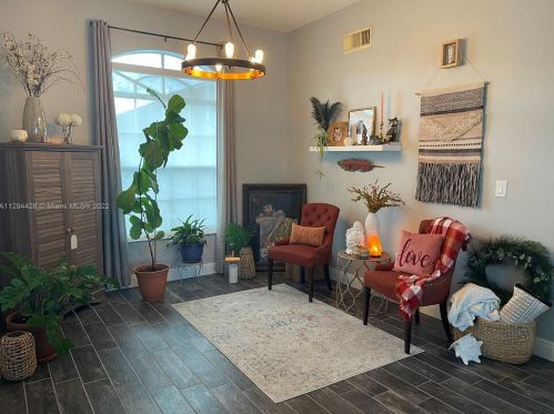 2031 180th Way, Hollywood FL  33029-3001 exterior