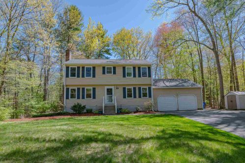 28 Red Deer Rd, Londonderry, NH 03053-2609