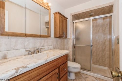 11 Poplar Ln, Morristown NJ  07960-6769 exterior