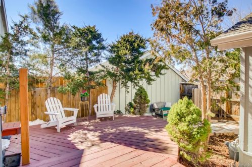 7644 Rosemary Cir, Englewood CO 80112-2644 exterior