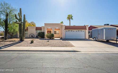 2707 Onza Cir, Mesa, AZ 85202-7852