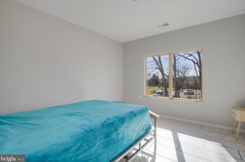 39744 Mount Gilead Rd, Leesburg VA 20175-6712 exterior