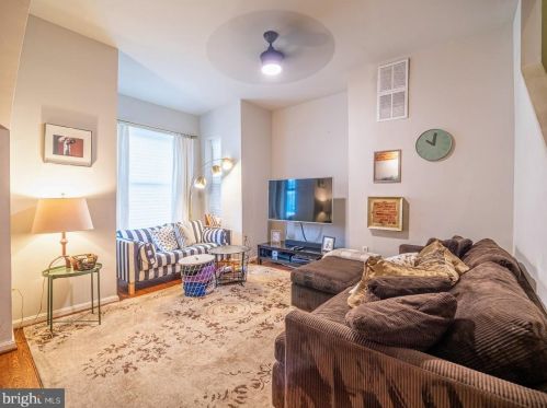 772 Harvard St, Washington, DC 20001-3810