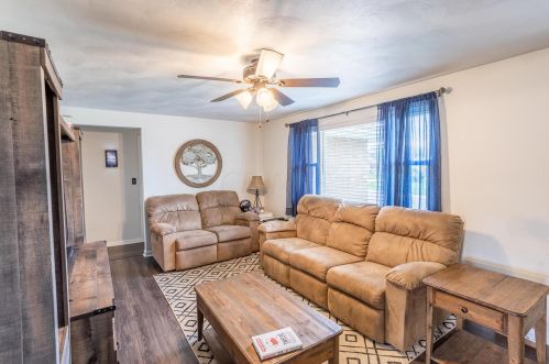 4466 Phoenix Dr, Springfield OH  45503-6326 exterior