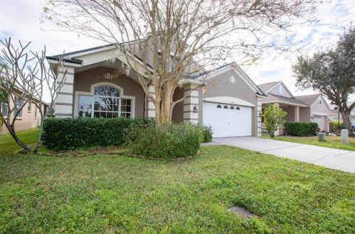2550 Maylin Dr, New Port Richey, FL 34655-5152