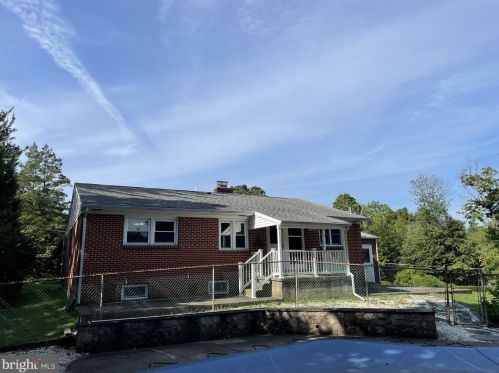 1215 Stratford Ave, Melrose Park PA  19027-3029 exterior