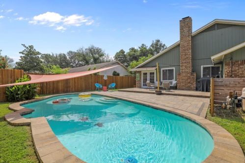 1903 Eastfield Dr, Richardson TX  75081-5435 exterior
