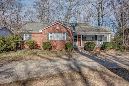 844 Marion St, Shelby, NC 28150-4739