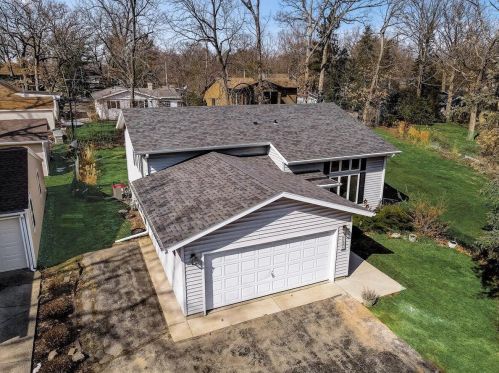 14 Garfield Pkwy, Williams Bay, WI 53191-9674