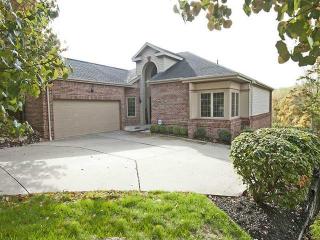 504 Wedgewood Ln, Canonsburg, PA 15317-8541