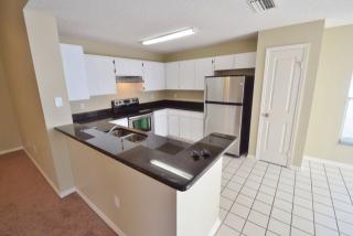 1601 Elk Spring Dr, Brandon FL  33511-1718 exterior