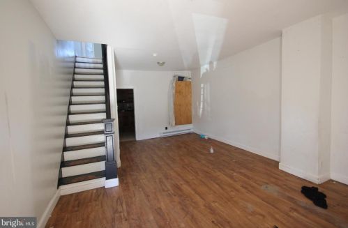 2826 20th St, Philadelphia, PA 19132-2617