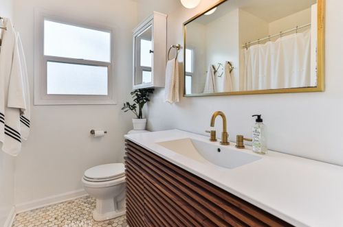 609 31st St, Long Beach CA  90806-1330 exterior