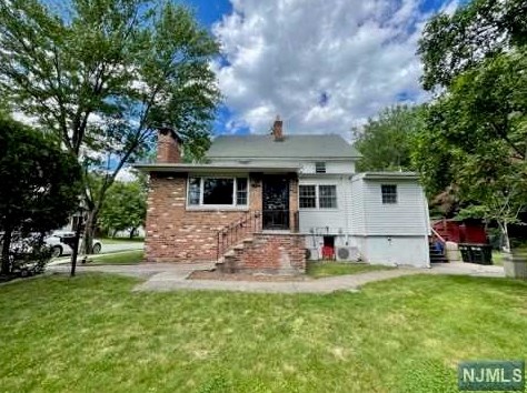 216 Walnut St, Rockleigh, NJ 07647-2009
