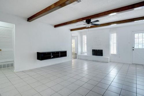 916 Stratford Dr, Bedford TX  76021-5324 exterior