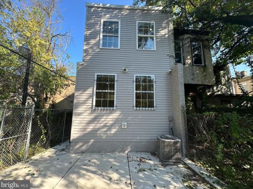 2712 Cumberland St, Philadelphia PA  19125-3713 exterior