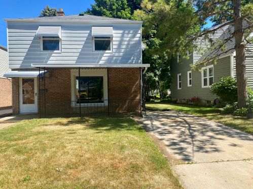 1620 Eden Pl, Milwaukee, WI 53235-3643
