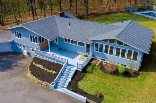 939 Boston Tpke, Manchester CT  06043-7403 exterior