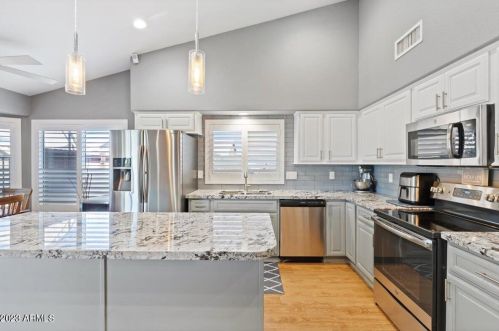 4256 Montgomery Rd, Cave Creek, AZ 85331-7862