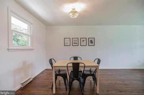 57 Evergreen Ave, Blenheim NJ  08012-3222 exterior