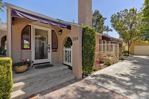 208 Princeton Ave, Fullerton, CA 92831-3819