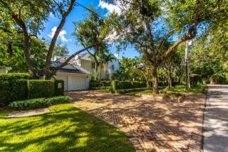 4160 La Playa Blvd, Miami, FL 33133-6321